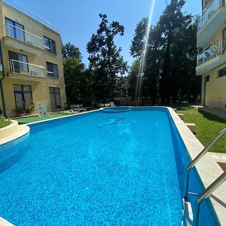 Pop Аrt Bungalows Primorsko Exterior foto